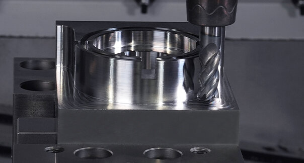 Anti-Vibration Short Carbide End Mill with Reinforced Cutting Edge5